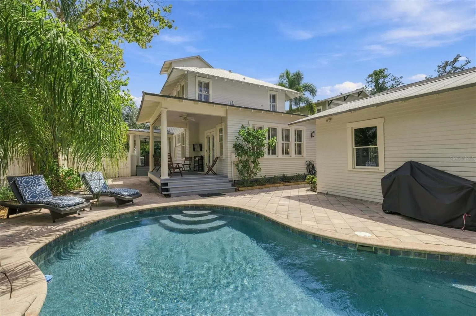 1801 W HILLS AVENUE, TAMPA, FL, photo 47 of 73