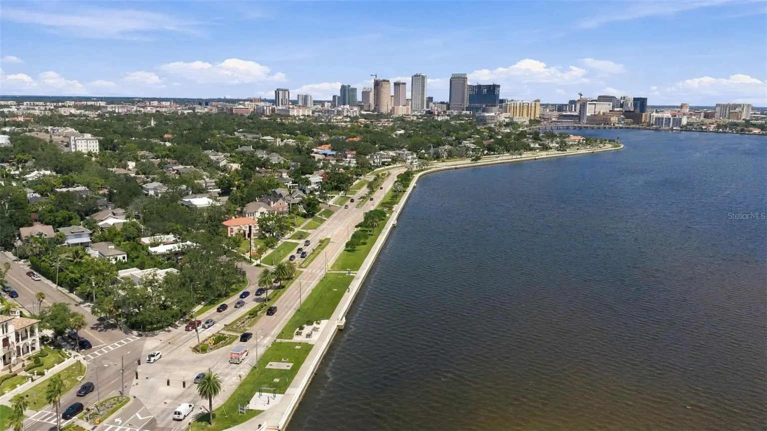 1801 W HILLS AVENUE, TAMPA, FL, photo 57 of 73