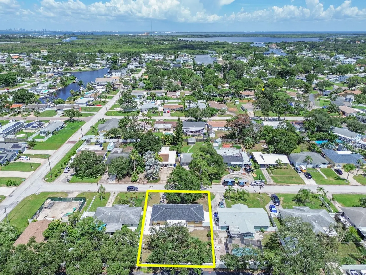 9046 3RD STREET N, ST PETERSBURG, FL, photo 3 of 47