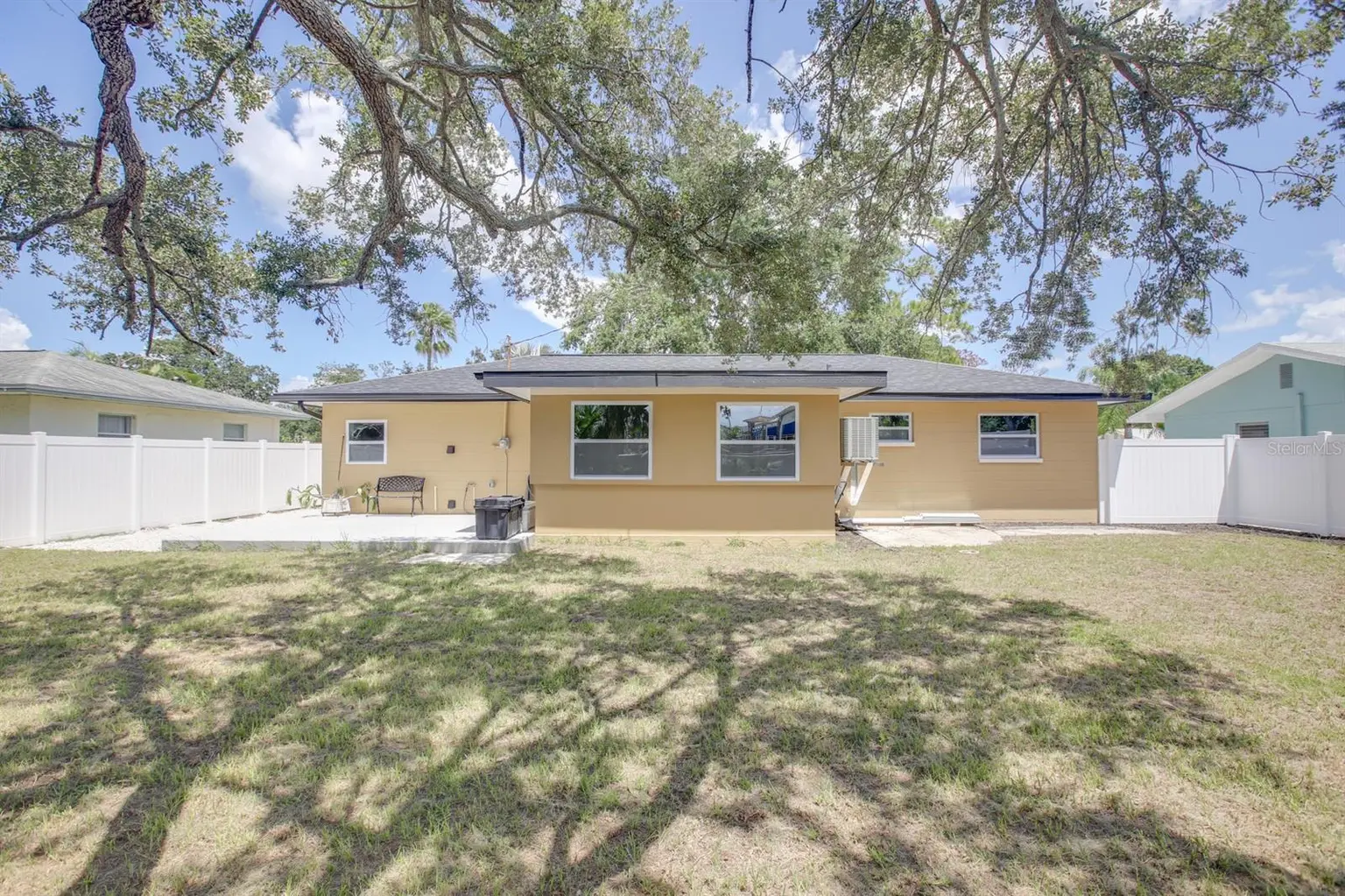 9046 3RD STREET N, ST PETERSBURG, FL, photo 12 of 47
