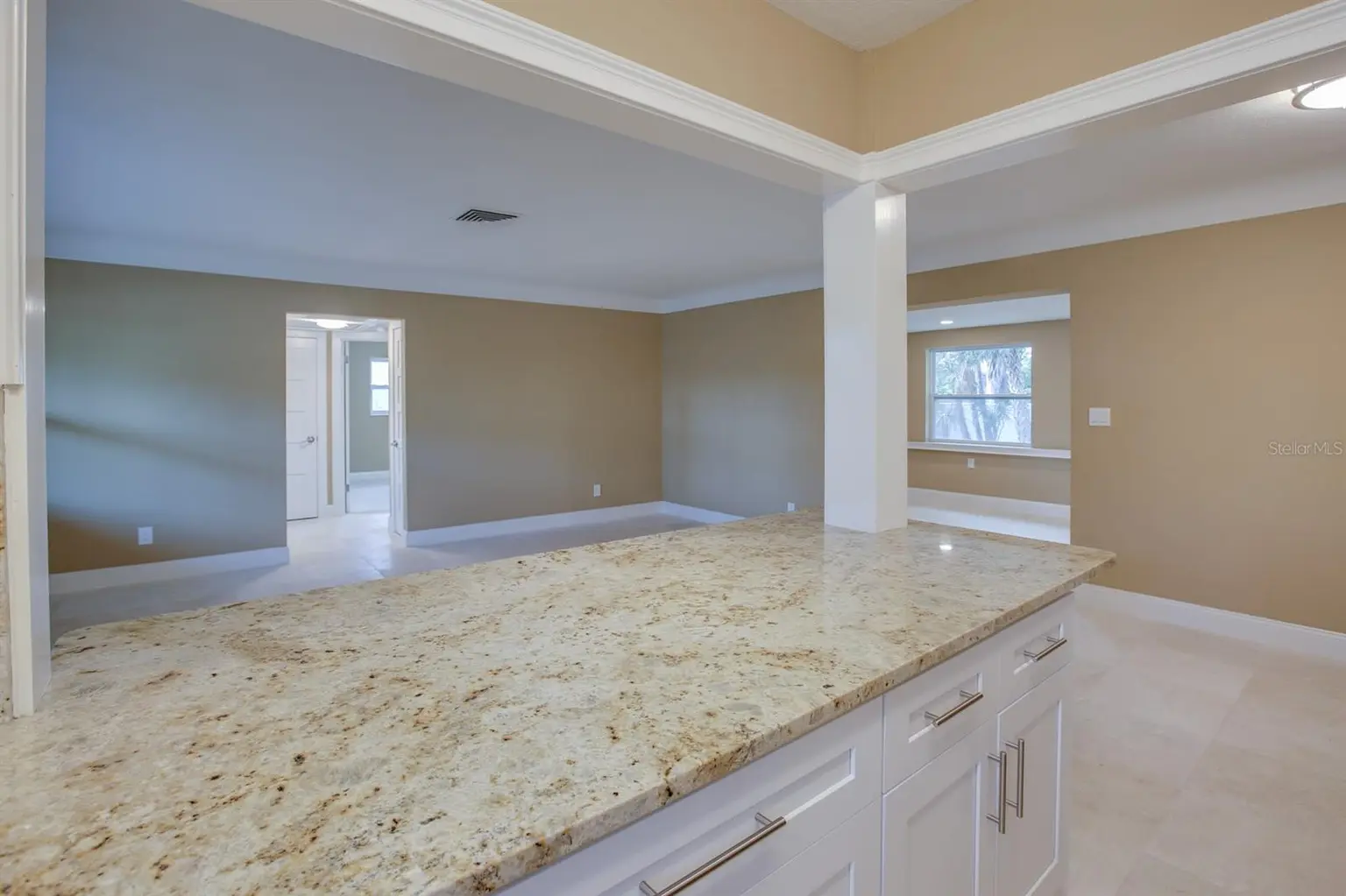 9046 3RD STREET N, ST PETERSBURG, FL, photo 22 of 47