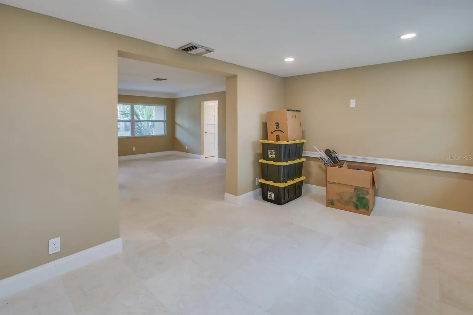 9046 3RD STREET N, ST PETERSBURG, FL, photo 24 of 47