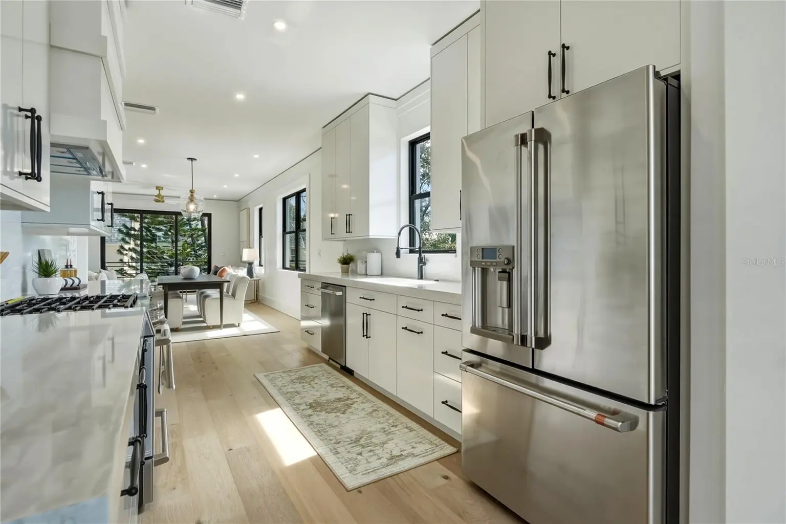 Bahia Vista home, photo 4 of 8