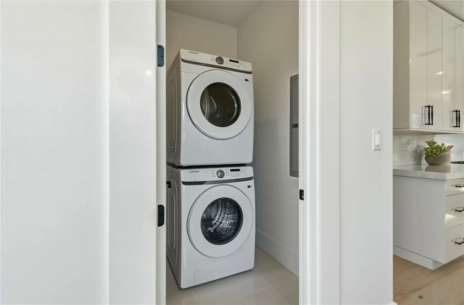 205 BATES AVENUE #B, INDIAN ROCKS BEACH, FL, photo 13 of 39