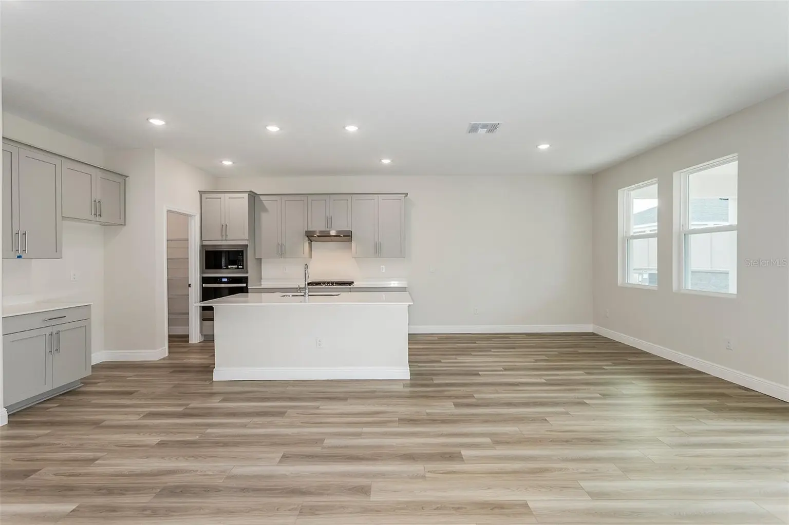 33508 HAMMOCK BEACH WAY, DADE CITY, FL, photo 14 of 28