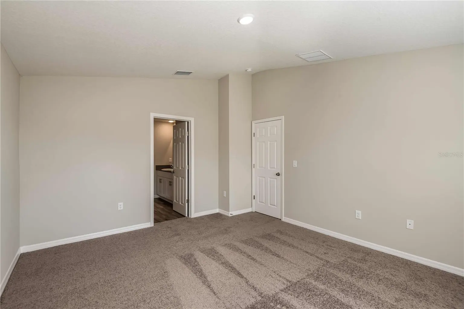 36644 THORNHEDGE DRIVE, ZEPHYRHILLS, FL, photo 6 of 29