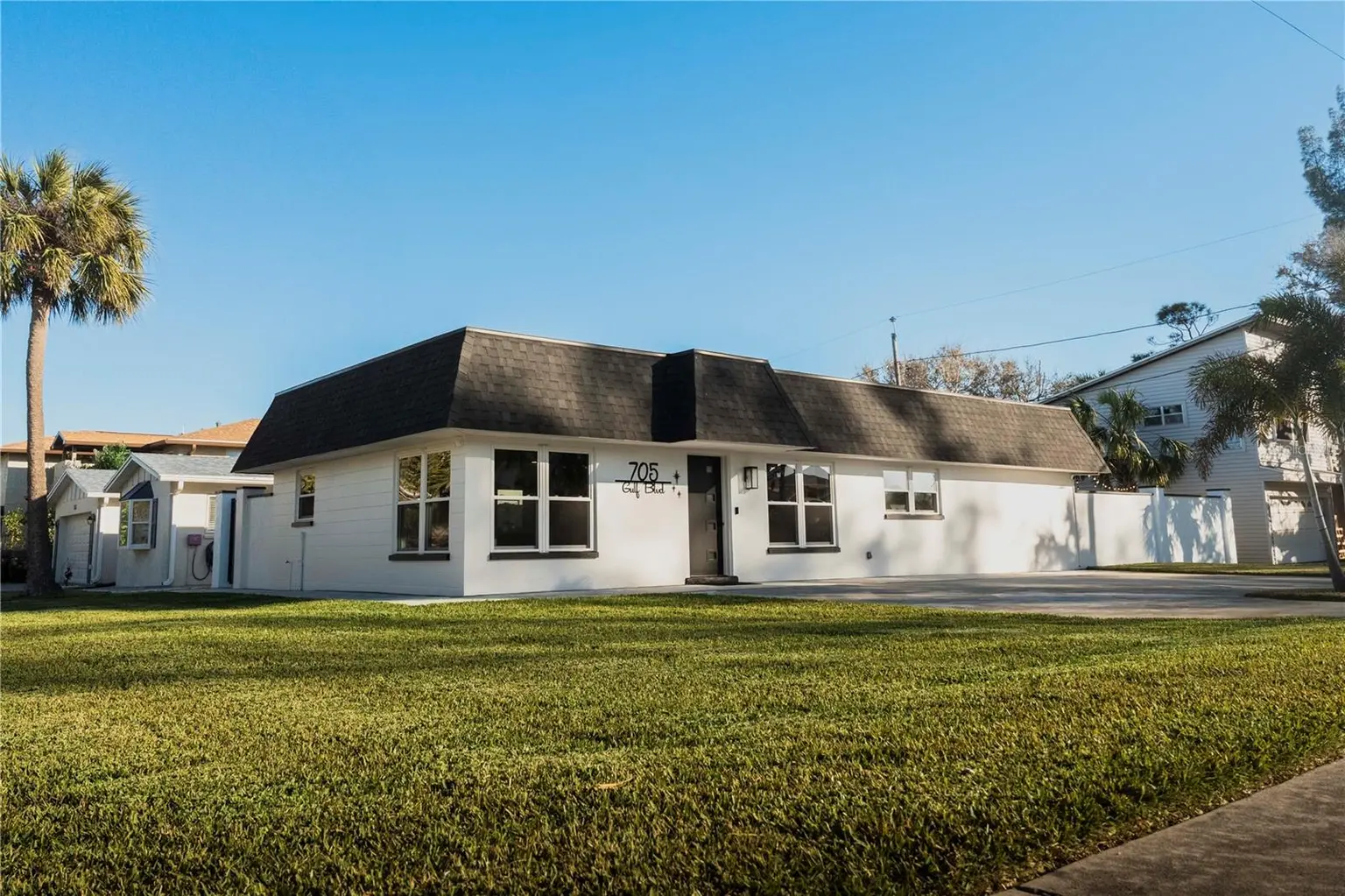 705 GULF BOULEVARD, BELLEAIR BEACH, FL
