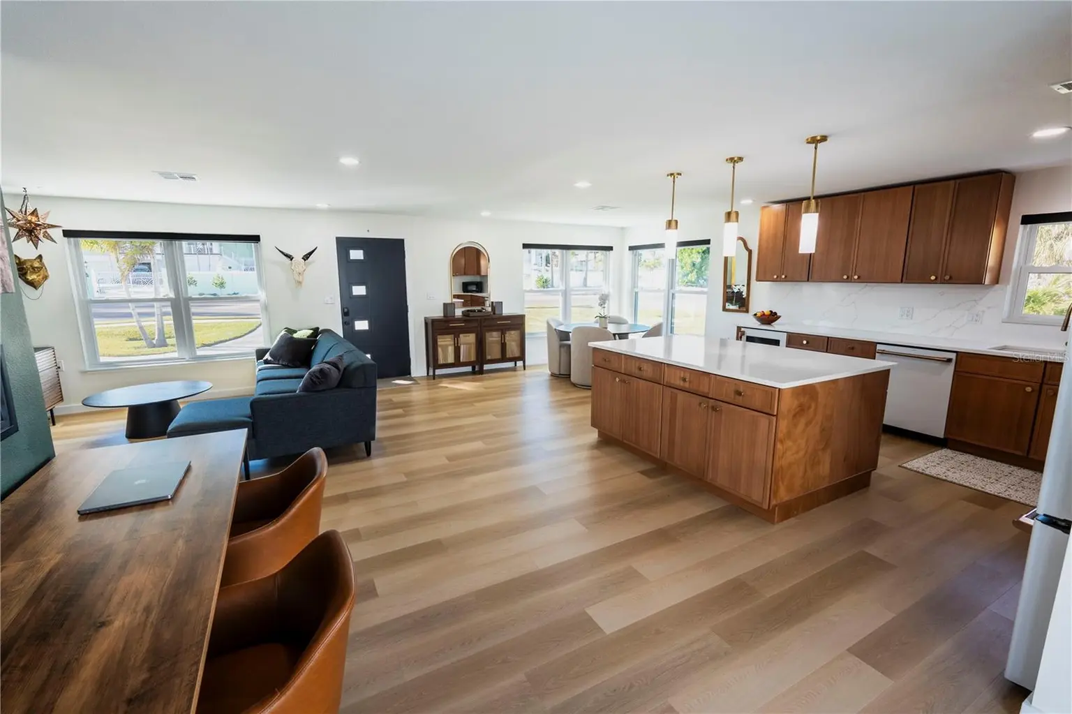 705 GULF BOULEVARD, BELLEAIR BEACH, FL, photo 5 of 38