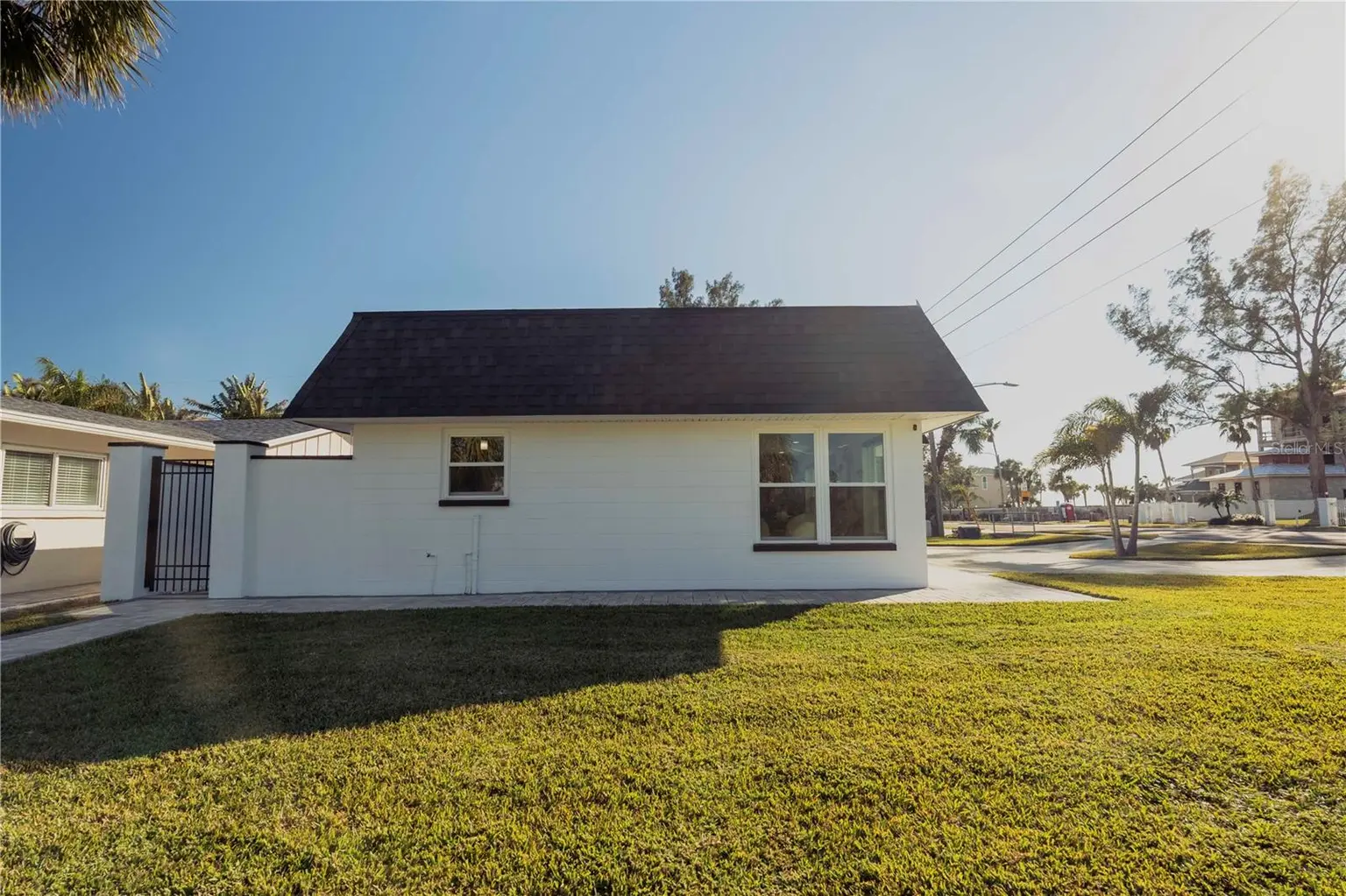 705 GULF BOULEVARD, BELLEAIR BEACH, FL, photo 24 of 38
