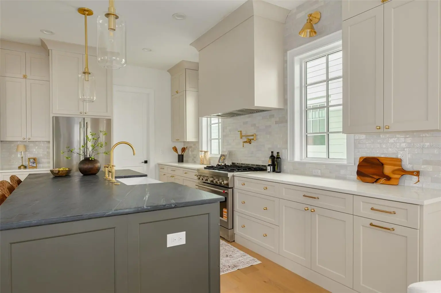 461 47TH AVENUE N, ST PETERSBURG, FL, photo 11 of 44