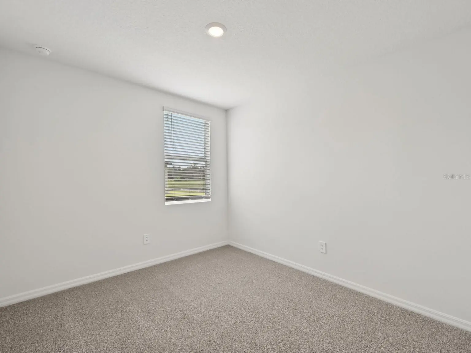 1688 COOLRIDGE PLACE, ZEPHYRHILLS, FL, photo 18 of 27