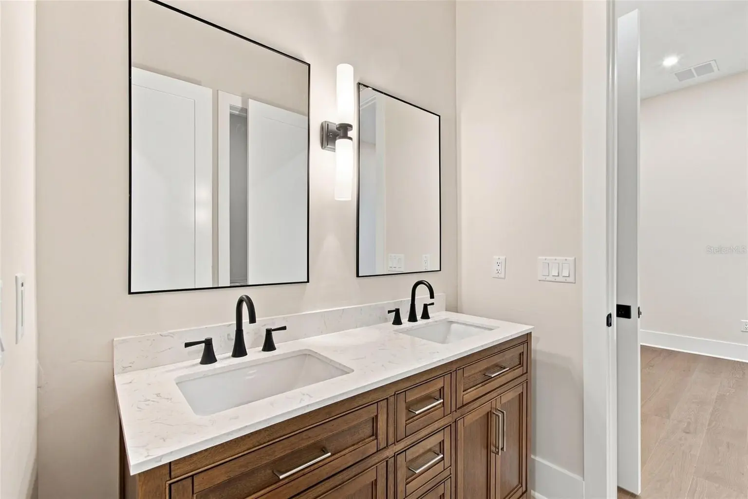 3610 S RENELLIE DRIVE, TAMPA, FL, photo 67 of 84