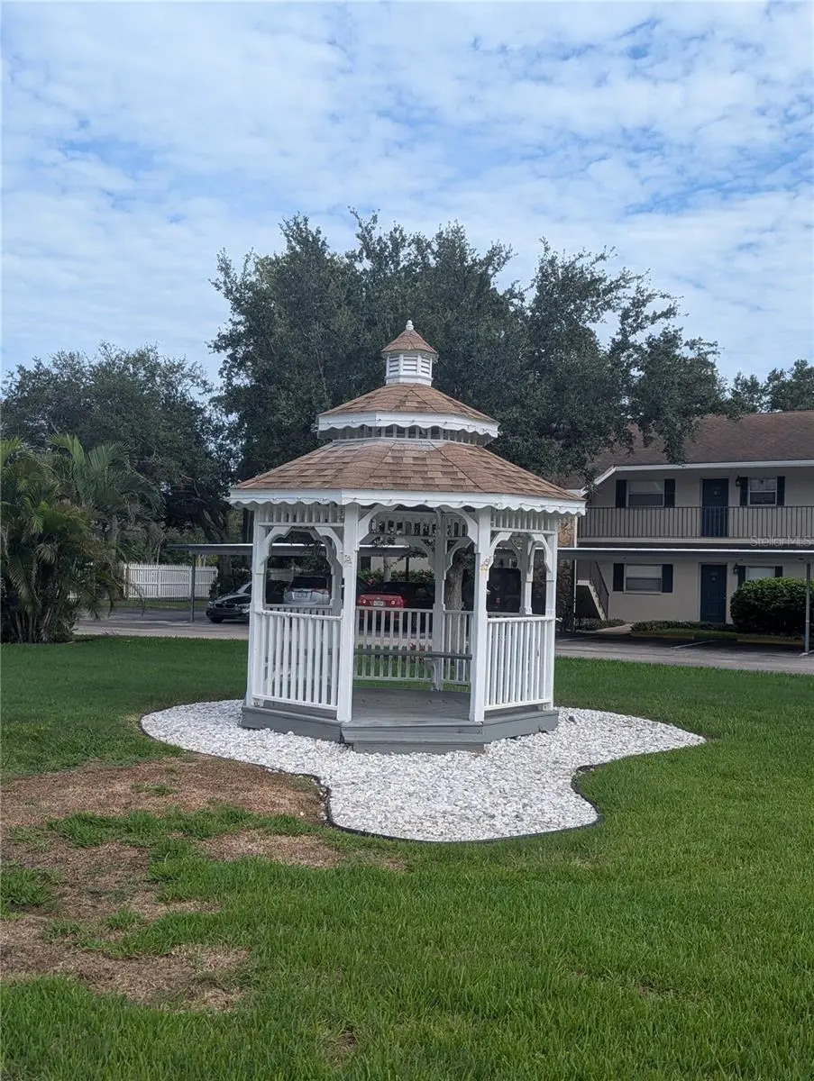 9881 113TH STREET #220, SEMINOLE, FL, photo 4 of 30