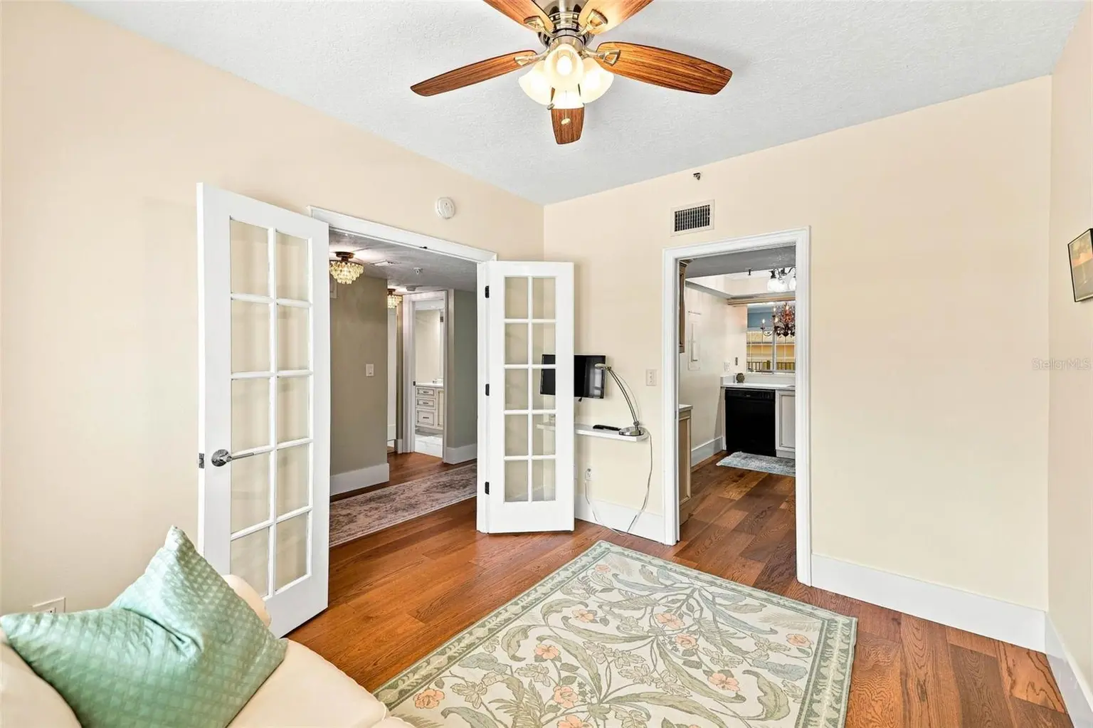 1586 GULF BOULEVARD #2502, CLEARWATER, FL, photo 22 of 62
