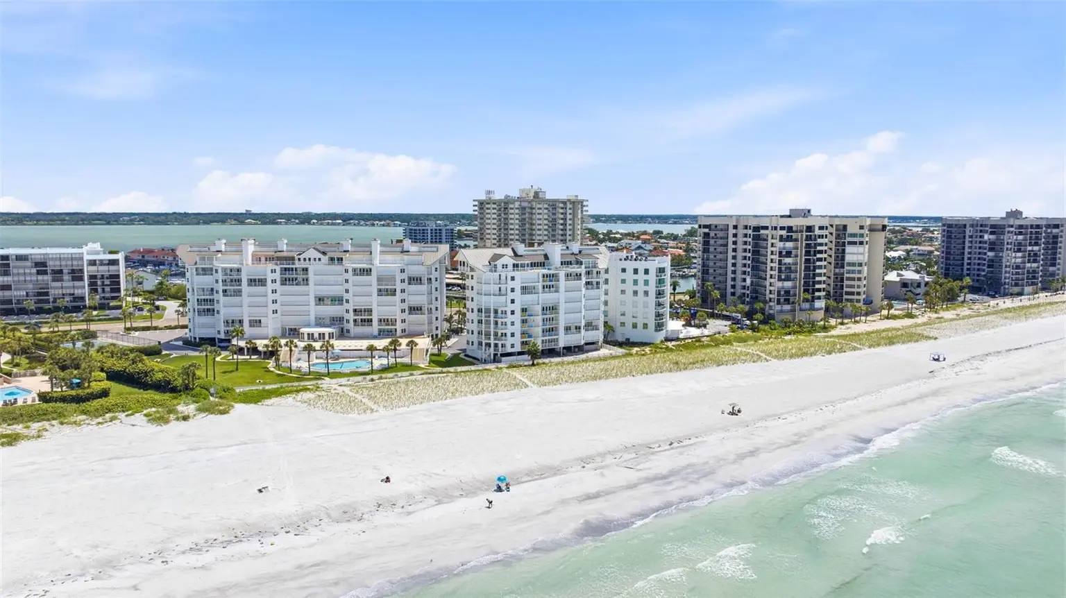 1586 GULF BOULEVARD #2502, CLEARWATER, FL, photo 37 of 62