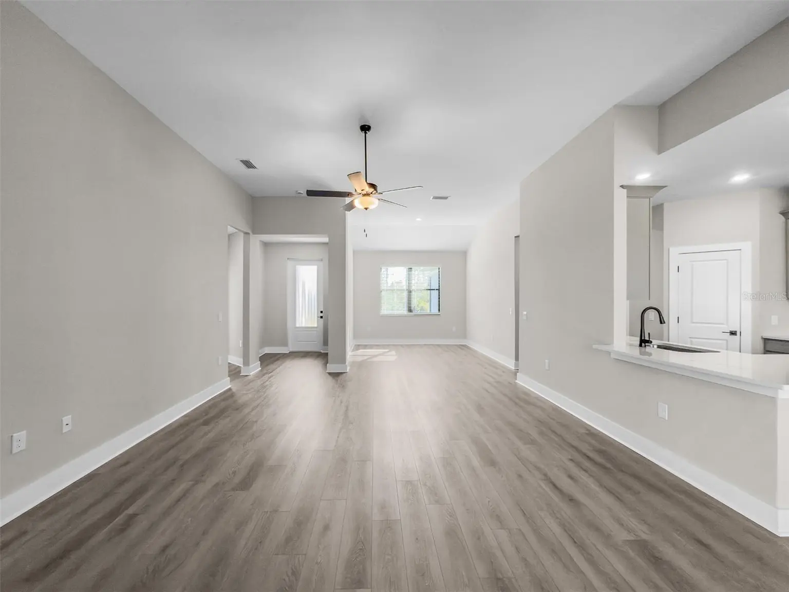 2411 GALLAGHER ROAD, DOVER, FL, photo 3 of 6