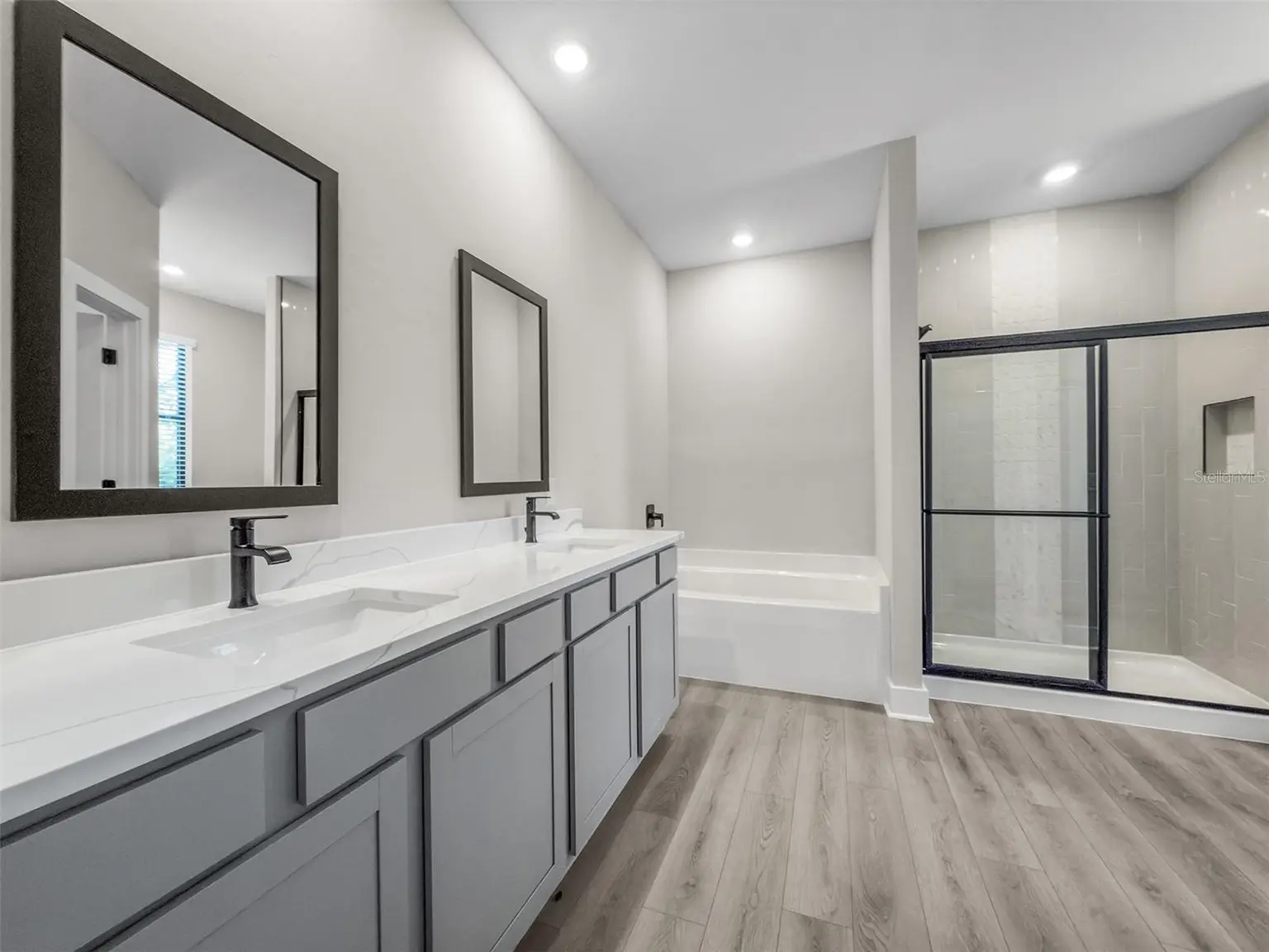 2411 GALLAGHER ROAD, DOVER, FL, photo 6 of 6