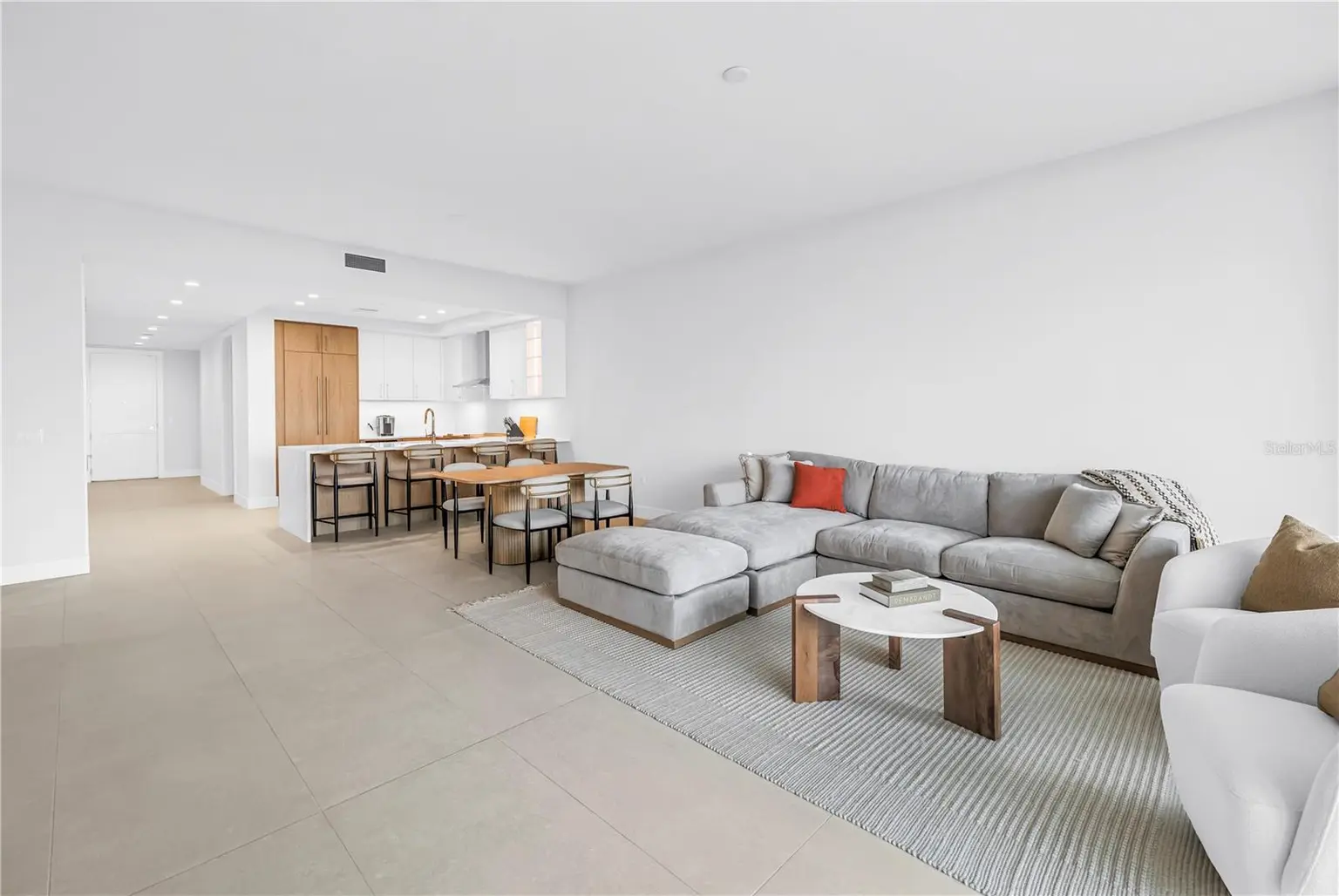 275 1ST AVENUE S #3704, ST PETERSBURG, FL, photo 10 of 81