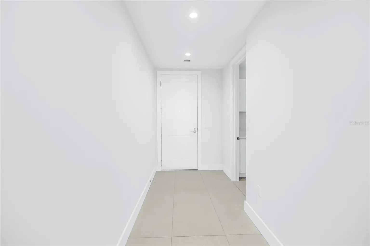 275 1ST AVENUE S #3704, ST PETERSBURG, FL, photo 41 of 81