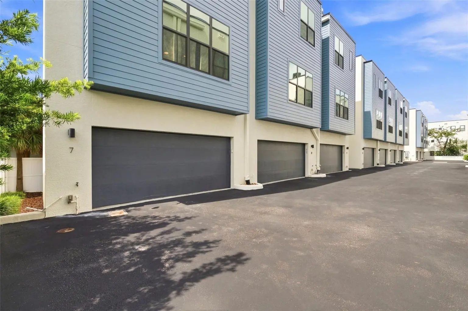 4810 W MCELROY AVENUE #7, TAMPA, FL