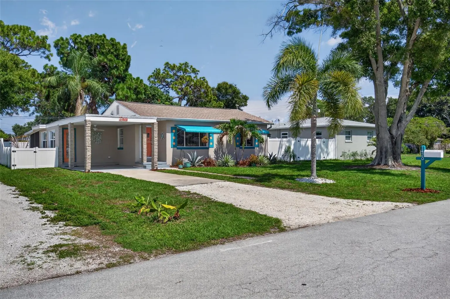 1420 GRAY STREET S, GULFPORT, FL, photo 2 of 45