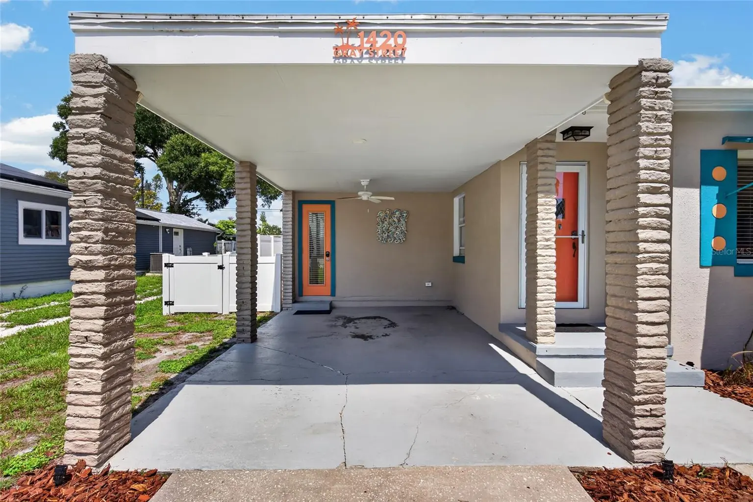1420 GRAY STREET S, GULFPORT, FL, photo 3 of 45