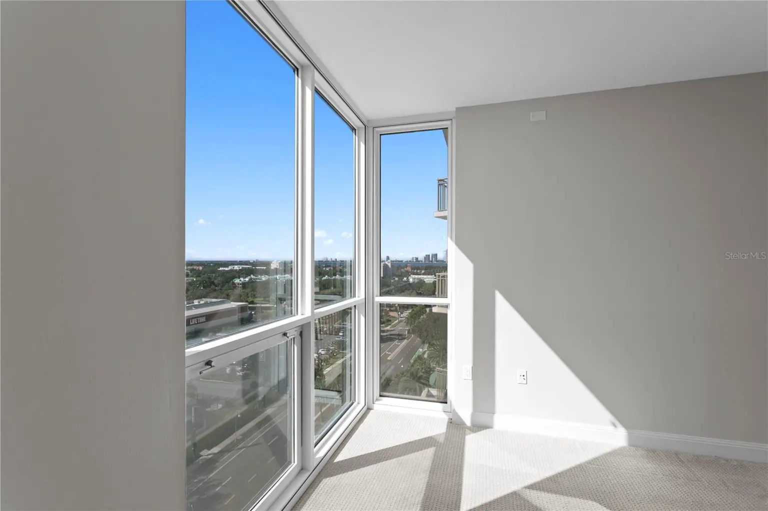 450 KNIGHTS RUN AVENUE #1004, TAMPA, FL, photo 27 of 60