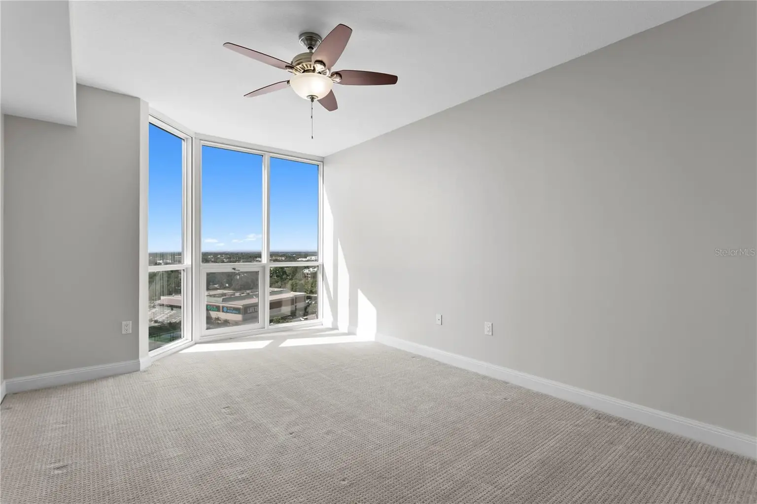 450 KNIGHTS RUN AVENUE #1004, TAMPA, FL, photo 35 of 60