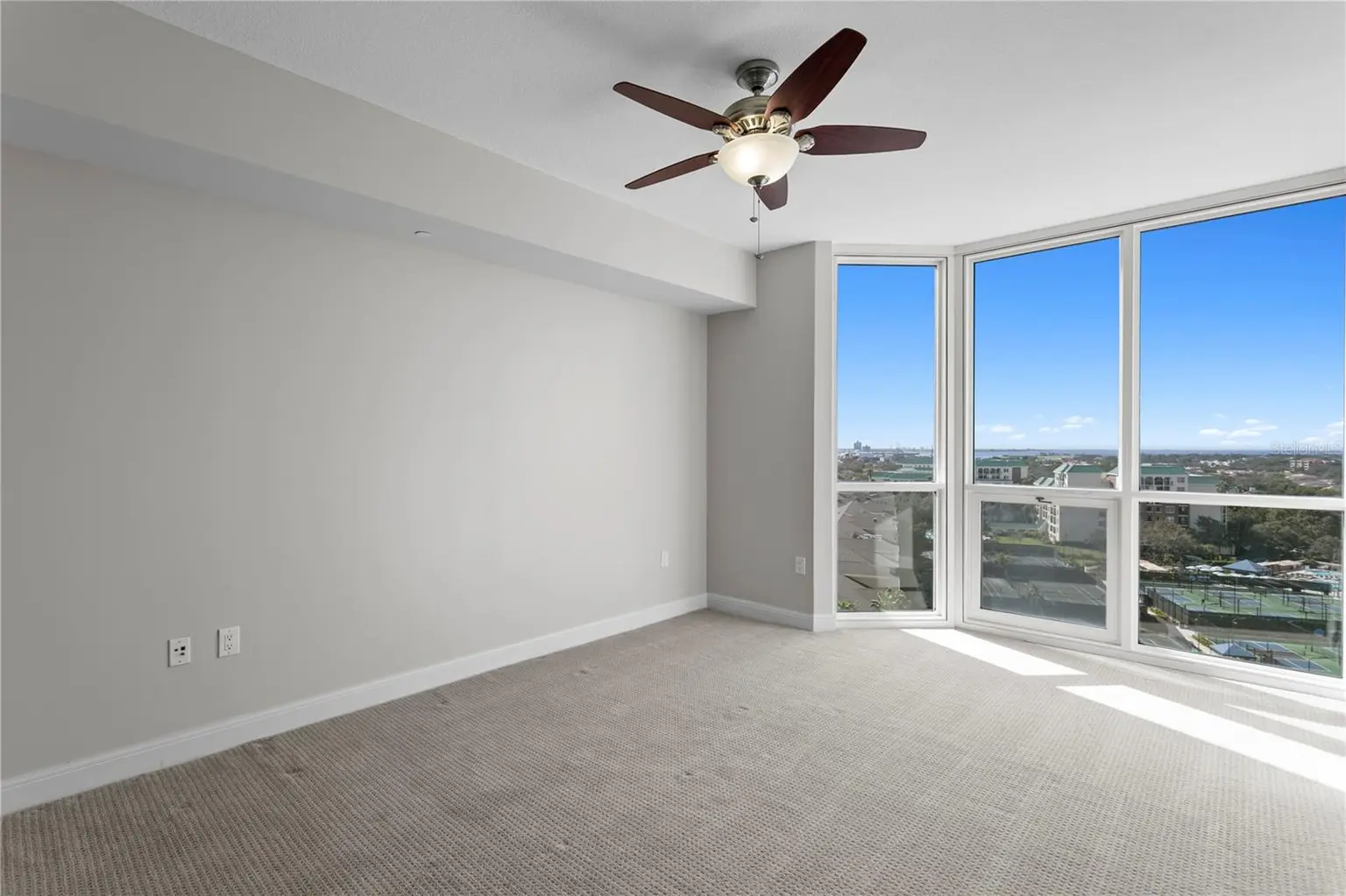 450 KNIGHTS RUN AVENUE #1004, TAMPA, FL, photo 36 of 60