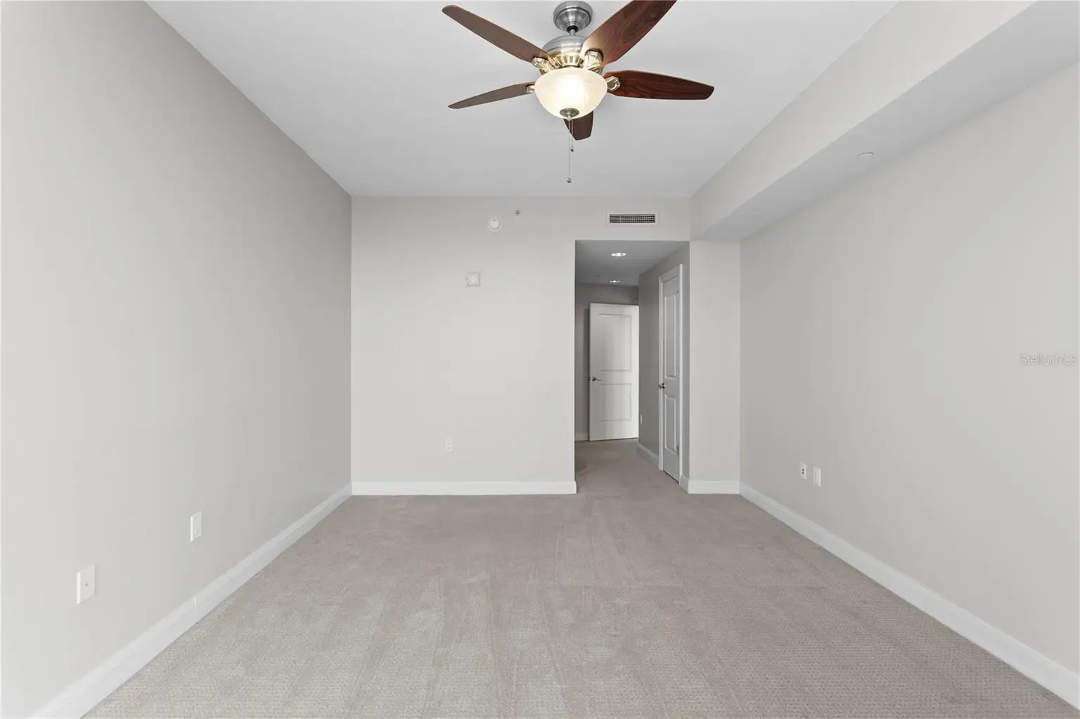 450 KNIGHTS RUN AVENUE #1004, TAMPA, FL, photo 37 of 60