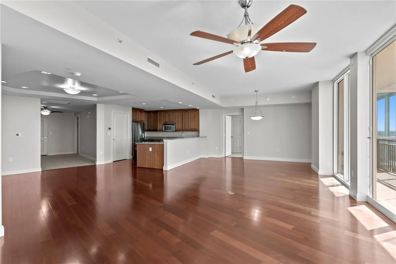 450 KNIGHTS RUN AVENUE #1004, TAMPA, FL, photo 45 of 60