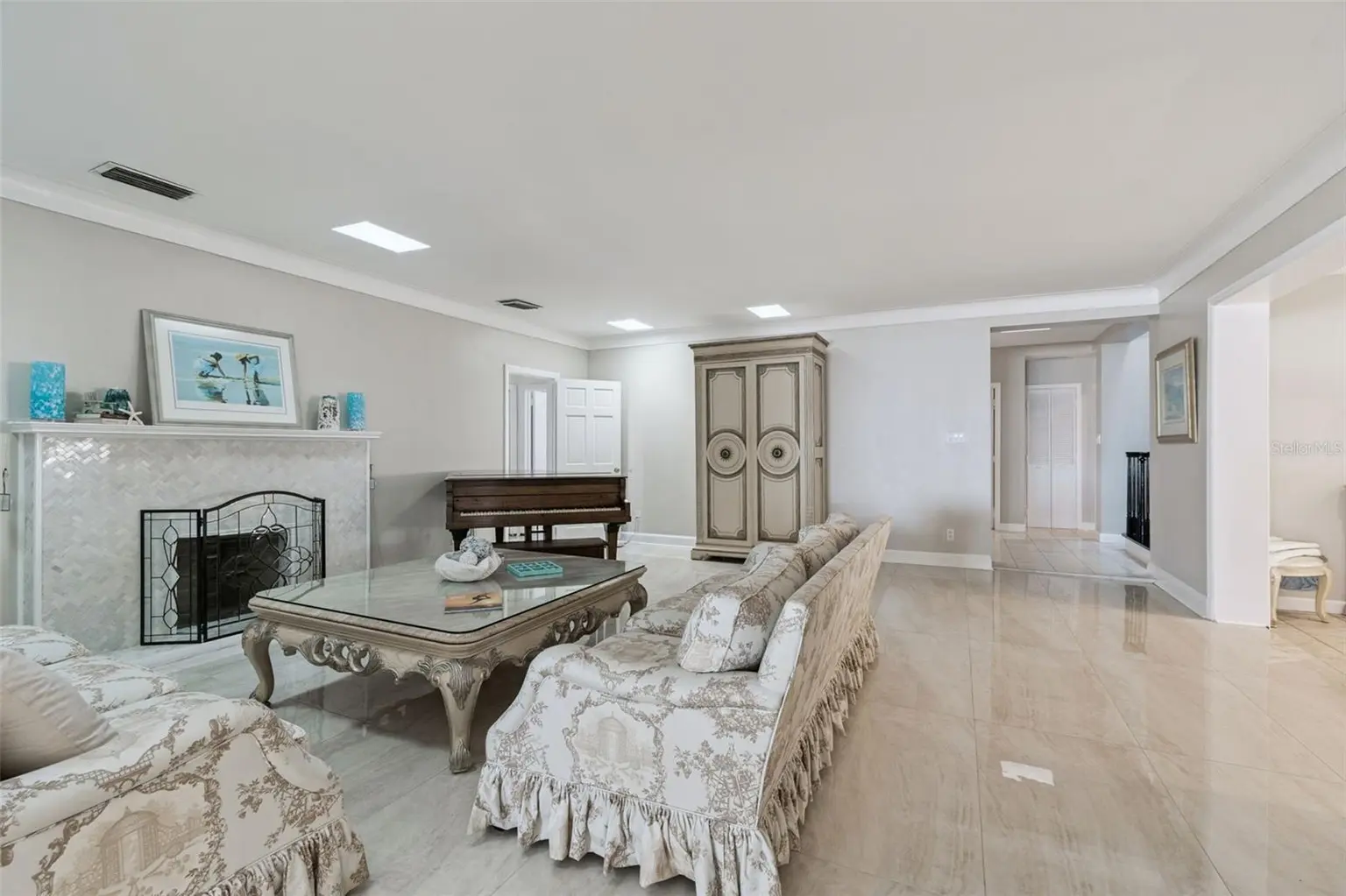 1520 GULF BOULEVARD, BELLEAIR BEACH, FL, photo 15 of 62