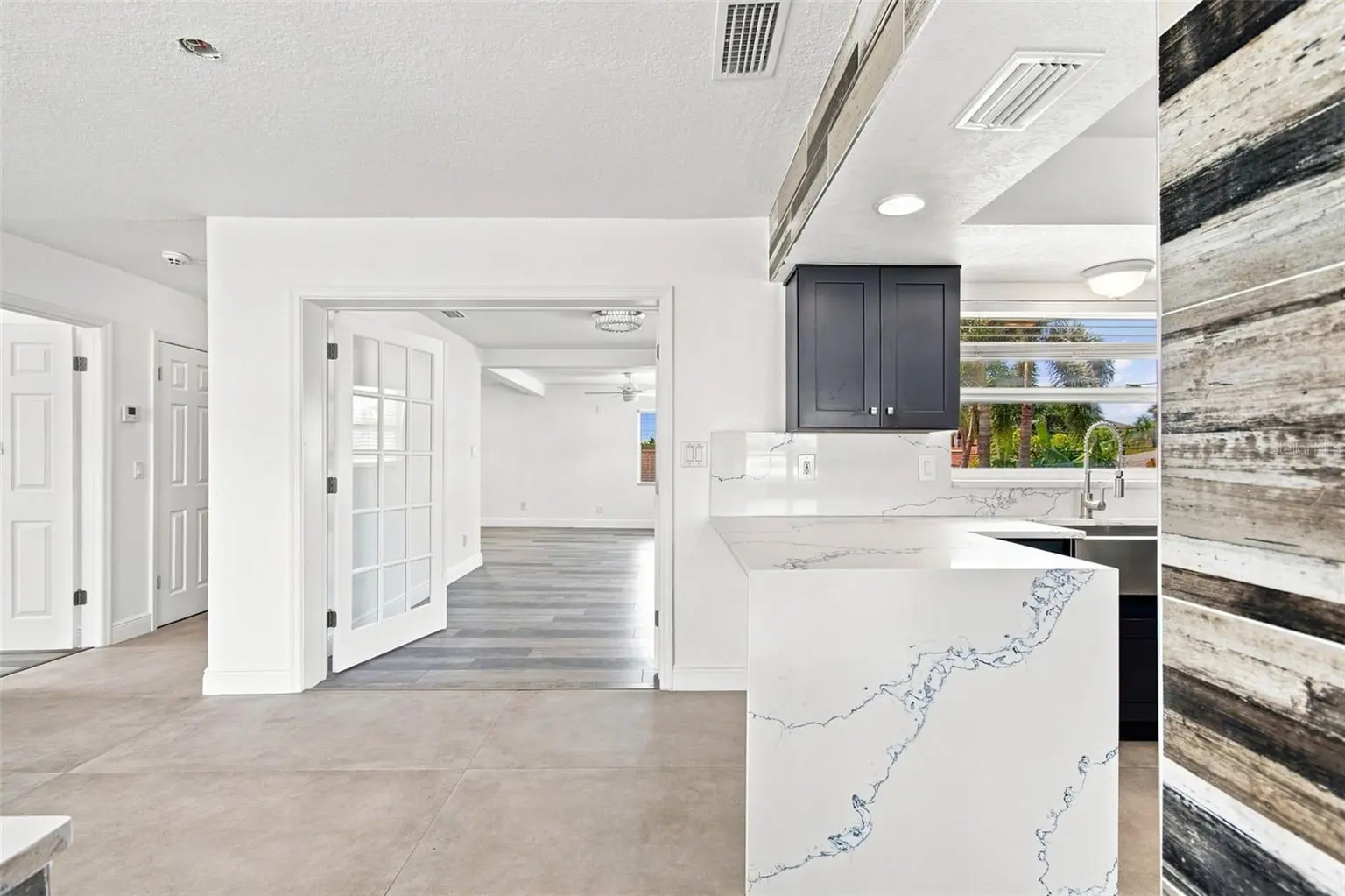 112 16TH STREET, BELLEAIR BEACH, FL, photo 11 of 62