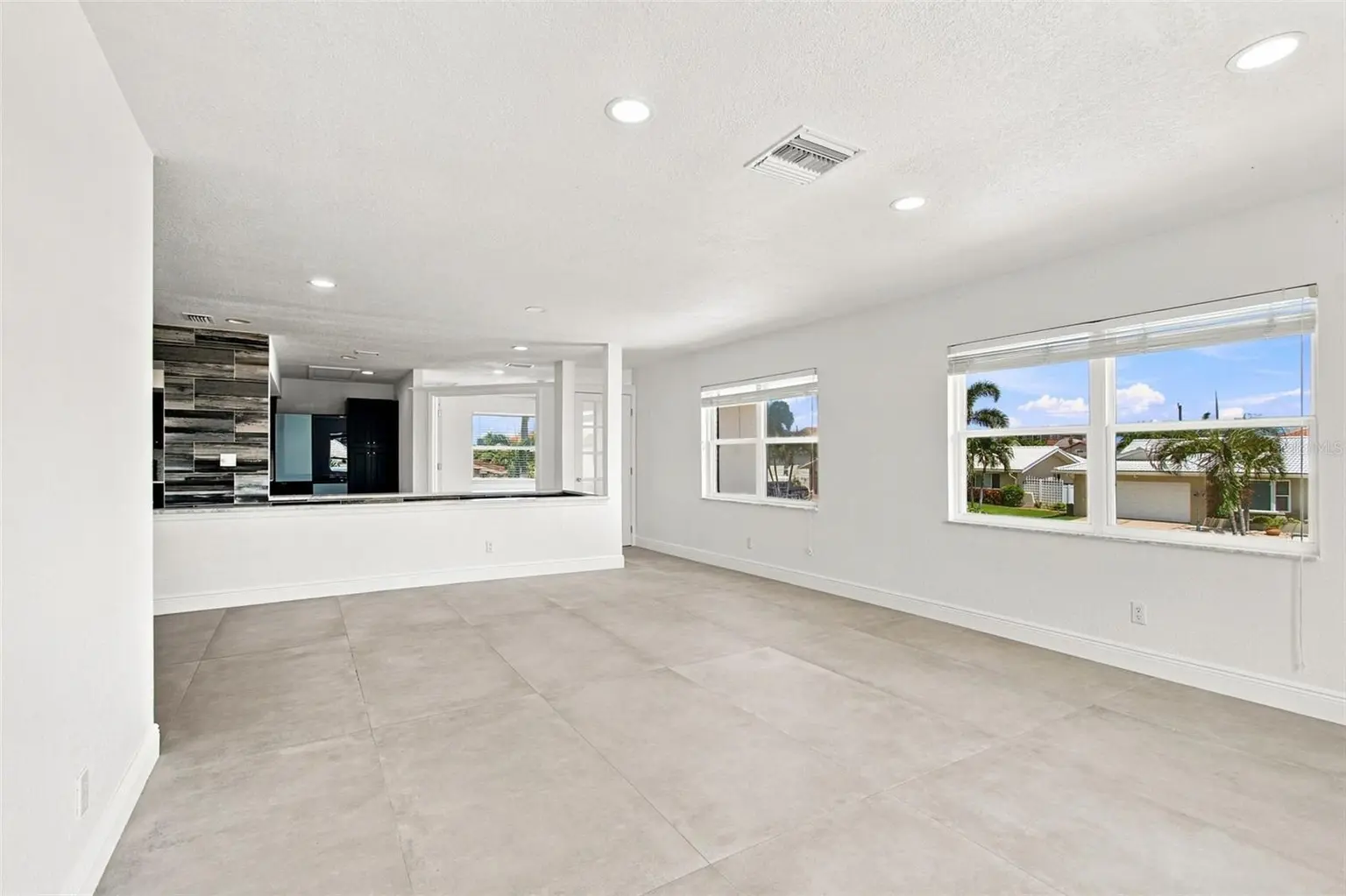 112 16TH STREET, BELLEAIR BEACH, FL, photo 13 of 62