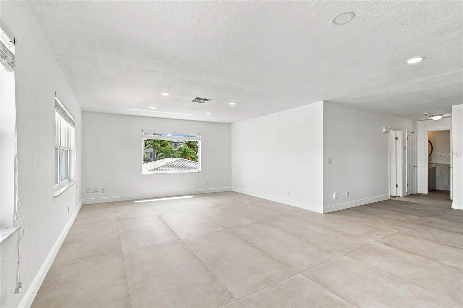 112 16TH STREET, BELLEAIR BEACH, FL, photo 15 of 62