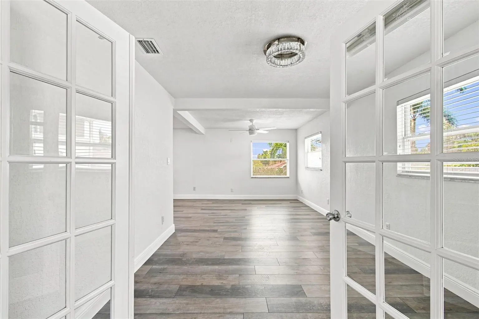 112 16TH STREET, BELLEAIR BEACH, FL, photo 18 of 62