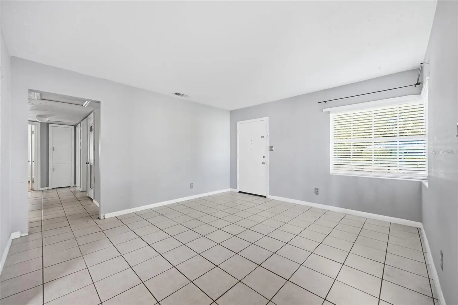 4003 W EUCLID AVENUE, TAMPA, FL, photo 6 of 23