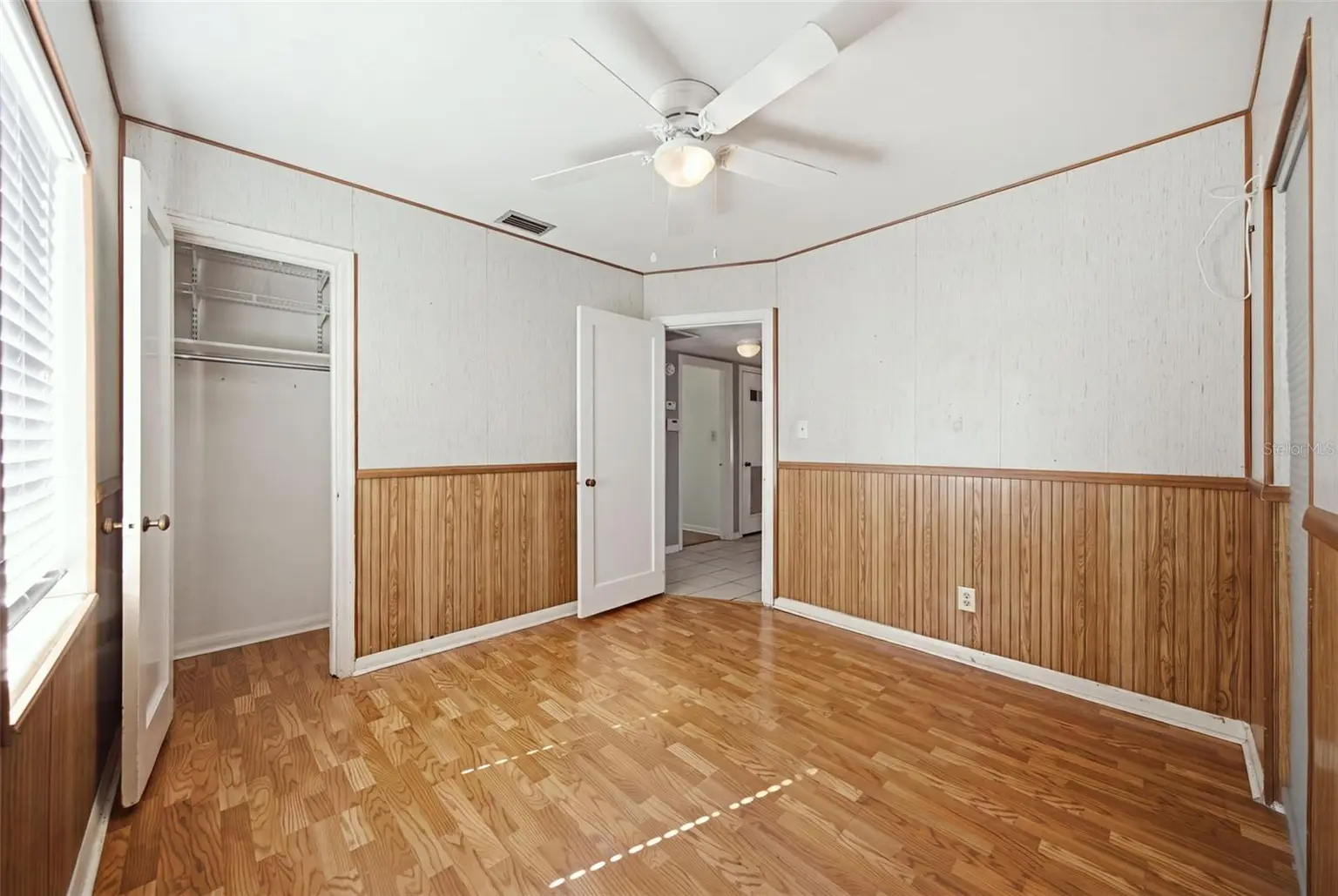 4003 W EUCLID AVENUE, TAMPA, FL, photo 12 of 23