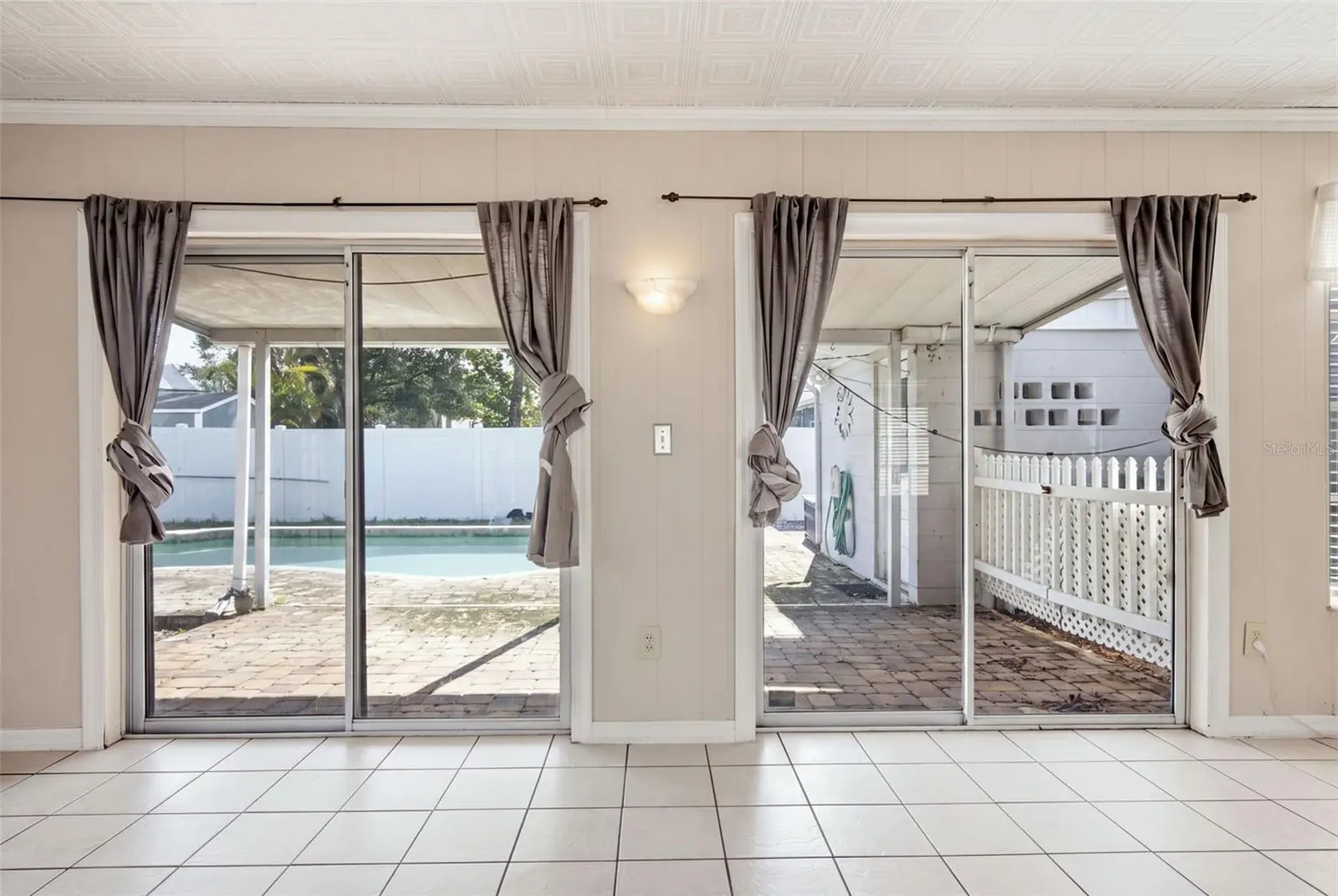 4003 W EUCLID AVENUE, TAMPA, FL, photo 19 of 23