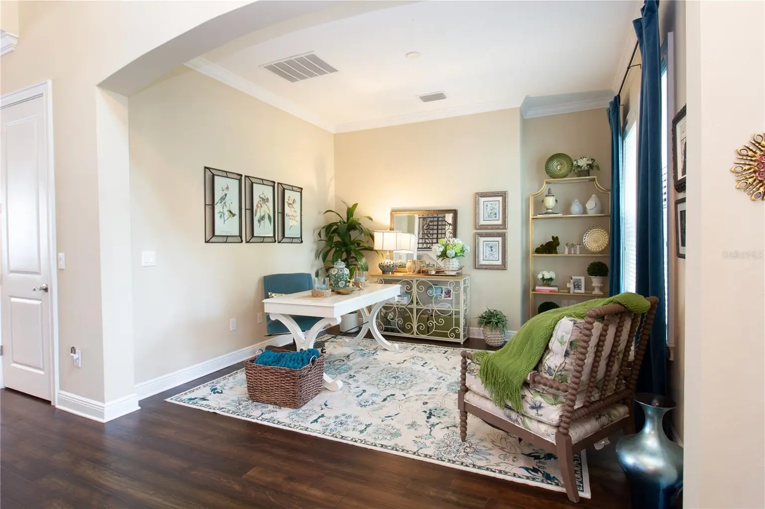 3917 W SAN LUIS STREET, TAMPA, FL, photo 4 of 53