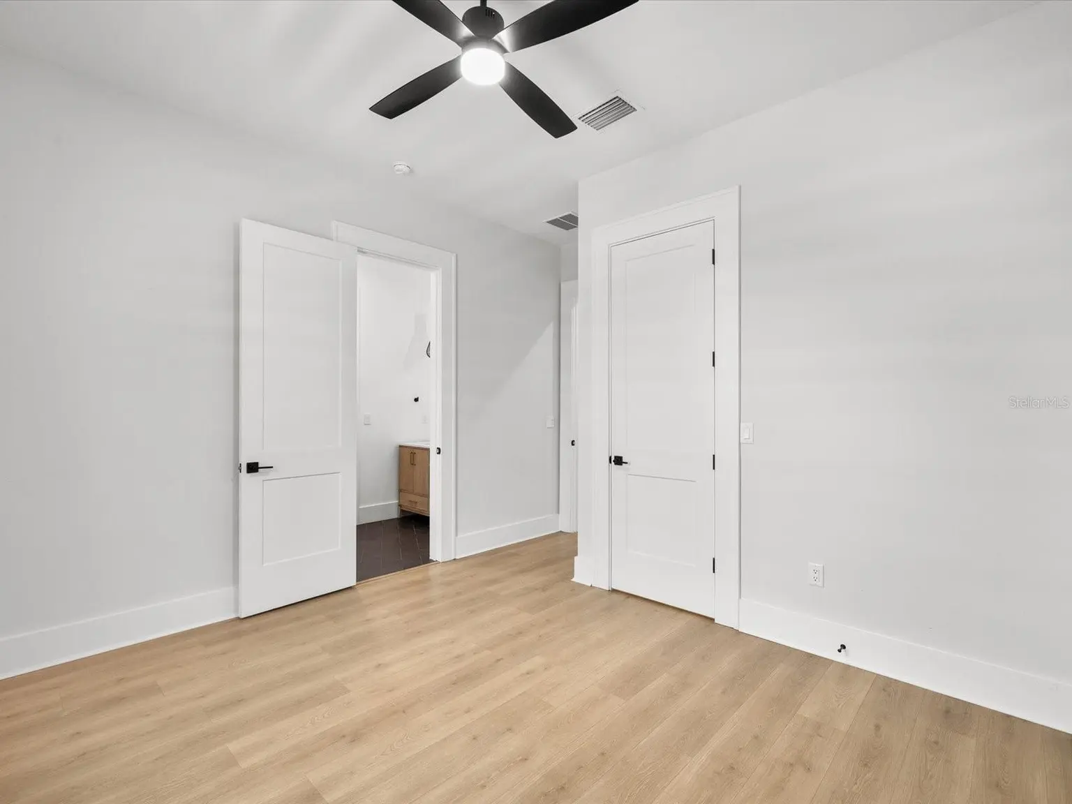 2123 S CORTEZ AVENUE, TAMPA, FL, photo 35 of 89