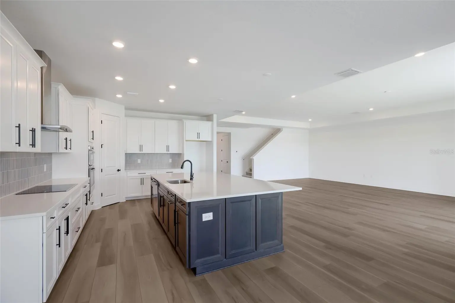 8924 DEEP HORIZON LOOP, PARRISH, FL, photo 15 of 55
