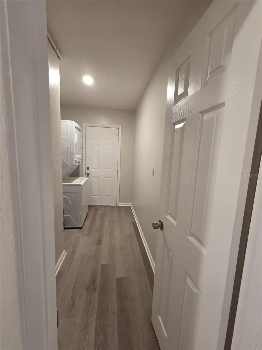 327 BARBARA CIRCLE, BELLEAIR, FL, photo 22 of 30