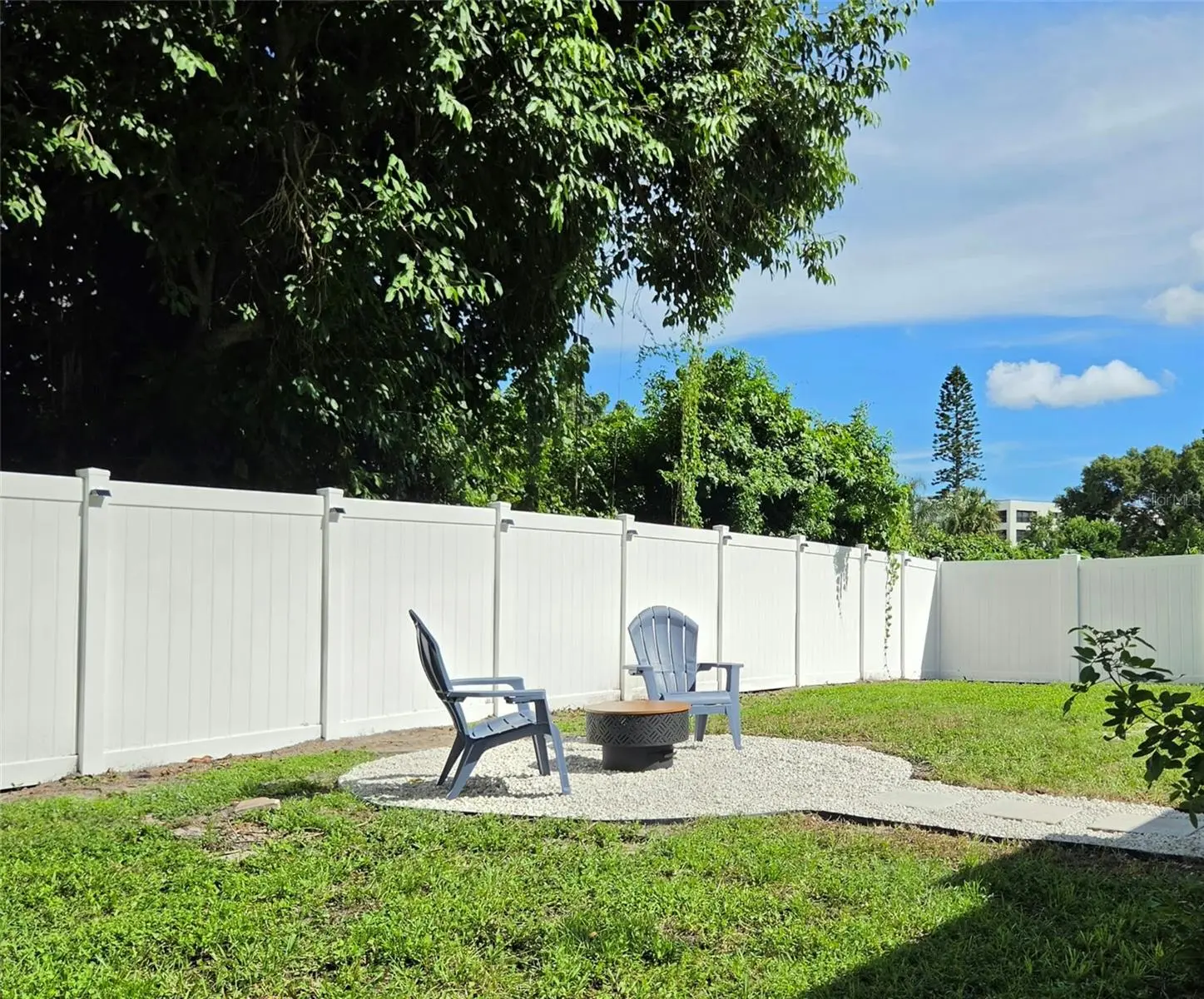 327 BARBARA CIRCLE, BELLEAIR, FL, photo 29 of 30