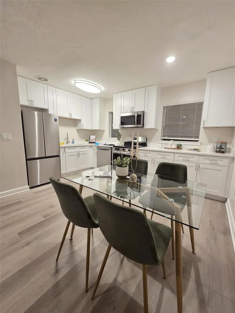 327 BARBARA CIRCLE, BELLEAIR, FL, photo 10 of 30