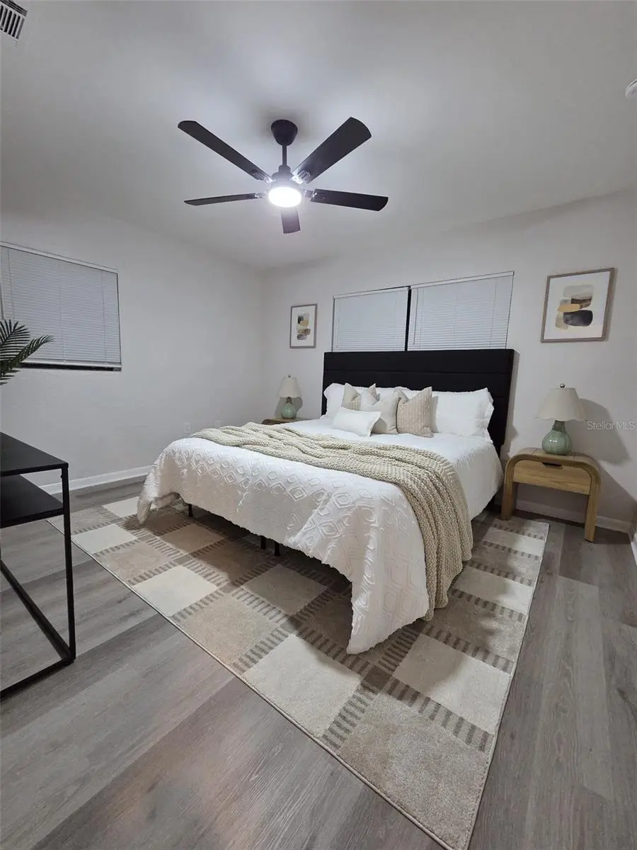 327 BARBARA CIRCLE, BELLEAIR, FL, photo 20 of 30