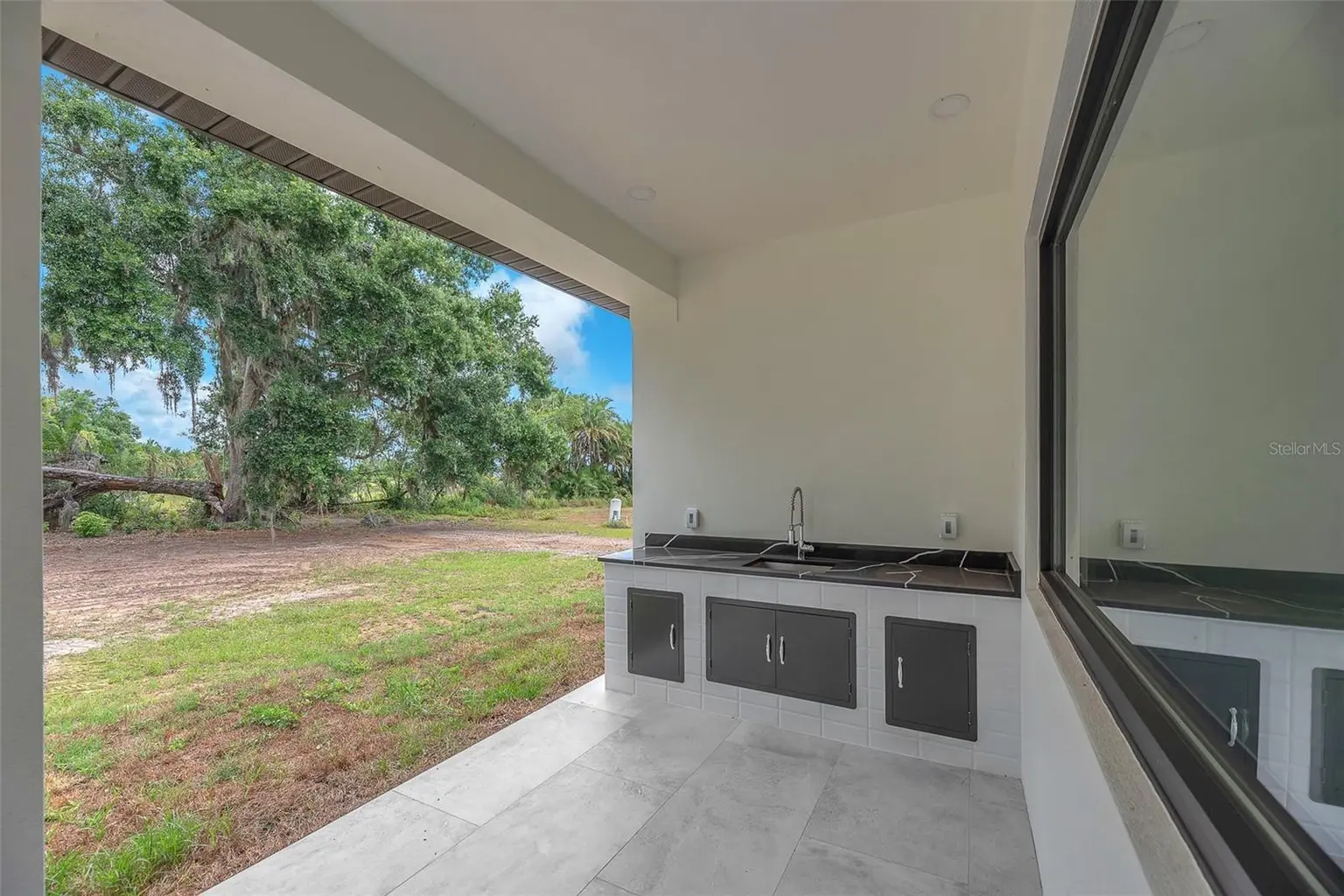 11921 FORT KING HIGHWAY, THONOTOSASSA, FL, photo 19 of 77