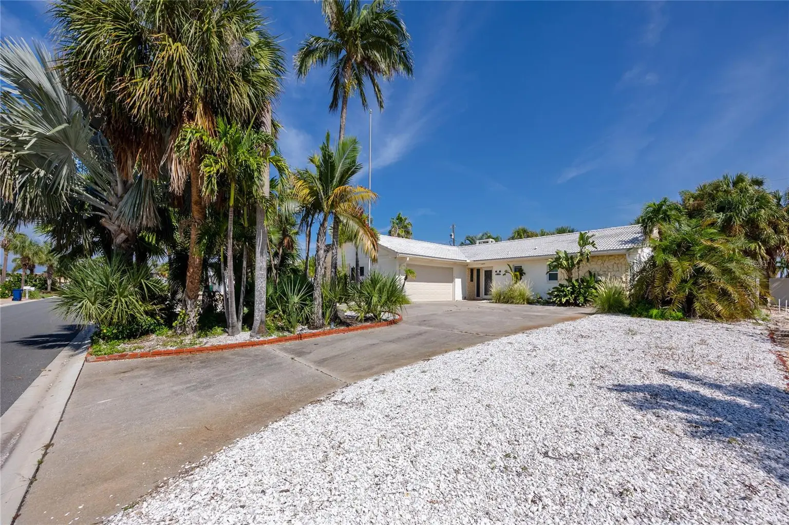 107 21ST STREET, BELLEAIR BEACH, FL, photo 2 of 39