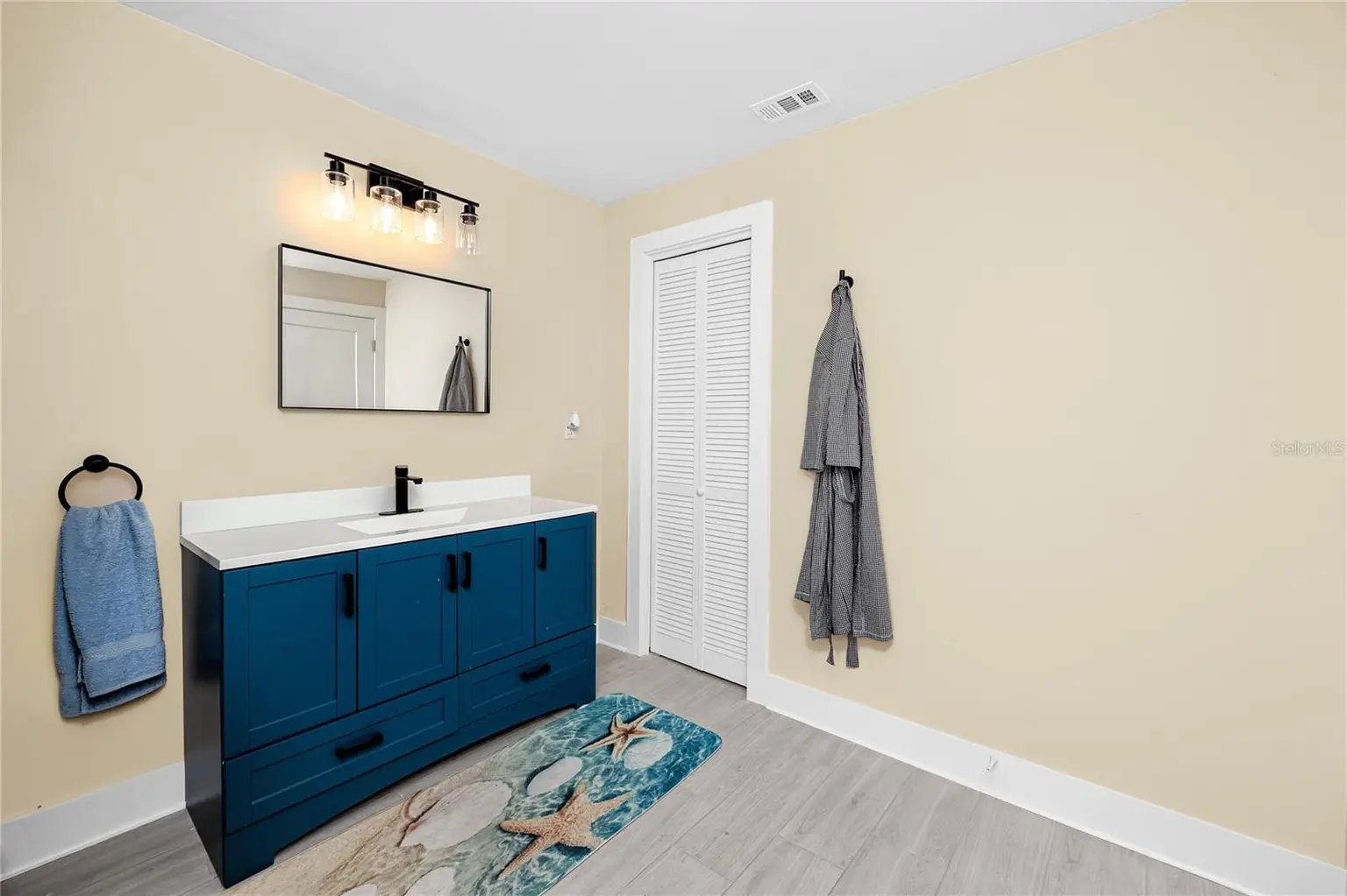107 21ST STREET, BELLEAIR BEACH, FL, photo 21 of 39