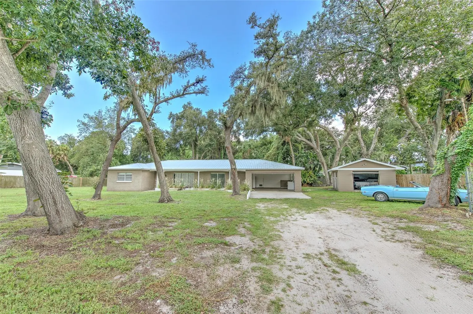 8825 COBB ROAD, RIVERVIEW, FL